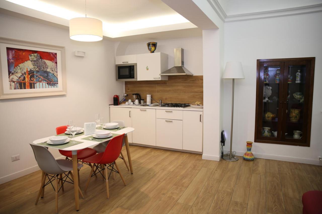 קטאניה Uzeda Inn Apartment מראה חיצוני תמונה